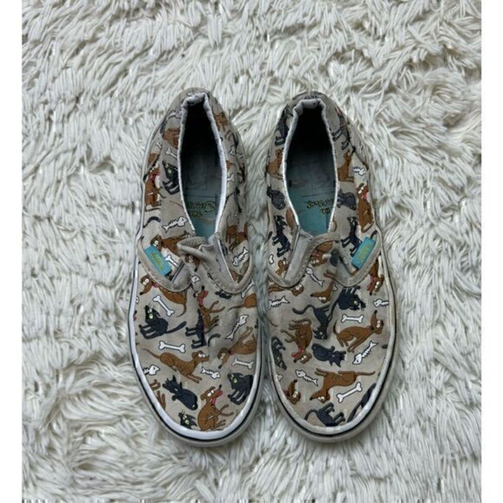 Unisex Simpsons Vans size 2.5